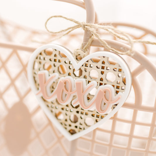 XOXO Valentine Heart Gift Tag